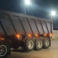 مقطورة للبيع موديل 2025  مشتغلة شي قليل كلش مقطورة نظيفة وجديدة  كهربا...