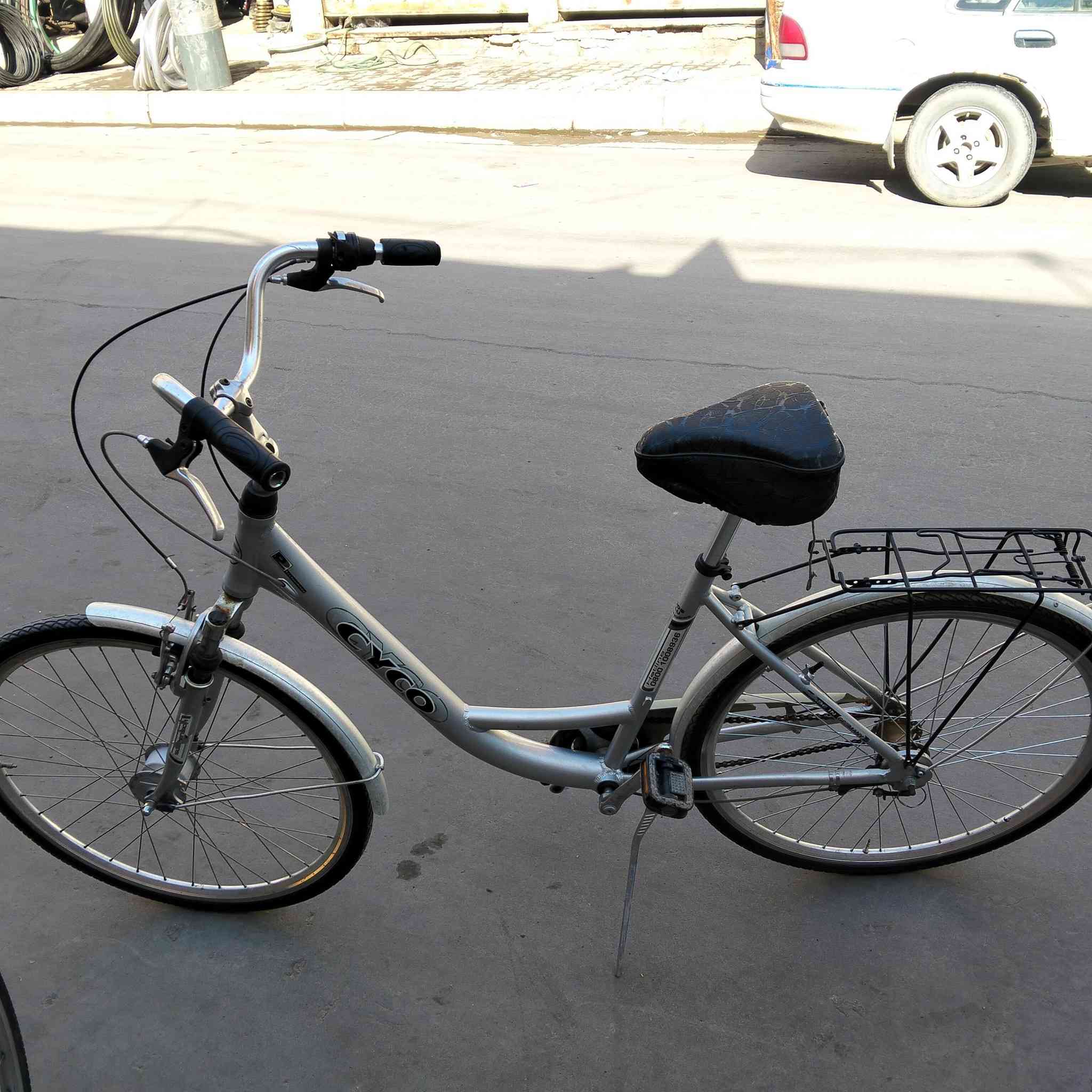 سلام عليكم
بايسكل حجم 28 للبيع سعر 120 بي مجال مكان فلوجة تفاصيل على رقم ***********
