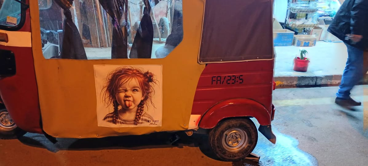 السلام عليكم تكتك للبيع 2017 دخول 18 شهر4 مكينة عشرين ناعمة كهربائيات شغاله أوراق المصطفى اصلي جاهزة كبل للشارع ماناقص اي شي السعر2,600 وبيها مجال قليل حك الجيه مكاني بغداد الاستفسار على الرقم ***********
