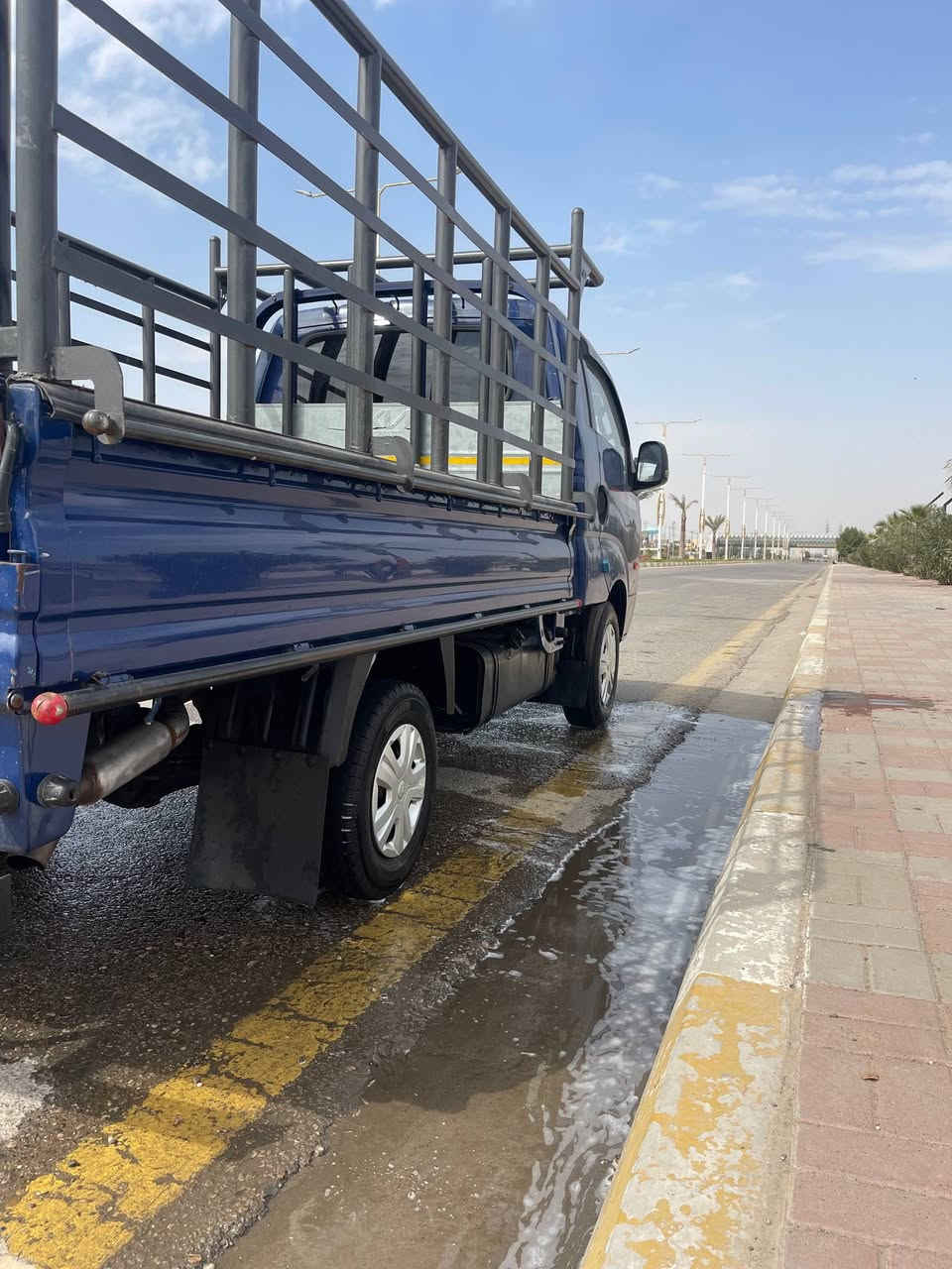 السلام عليكم شباب 3000 مسكر مجول 2013 7نمرة مكفولة كفالة عامة كير مكينة شاصي ماشيه 168m. حقيقي سيارة بلادية وخير من الله التحول ثاني يوم سنوية بسمي تدفئة مقاعد وستيرن وتبريد ثلج صدر جديد امامي خلفي تخم تاير منظومة زنون عالي ناصي ضمان 3سنوات مكان السيارة بغداد ابو غريب رقم الهاتف *********** 
***********متواجد واتساب ورصيد. ملاحظة: السيارة تاخذها بدون محجر
