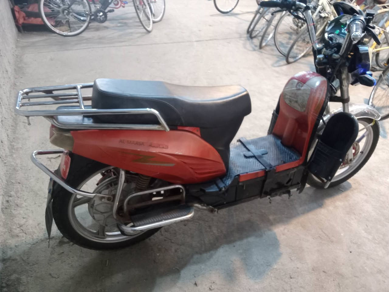 سلام عليكم دراجه هارلي خير من الله 
بطاريات زينات فحصتهن قبل كم يوم9ونص
السعر 300قفل
***********
***********
