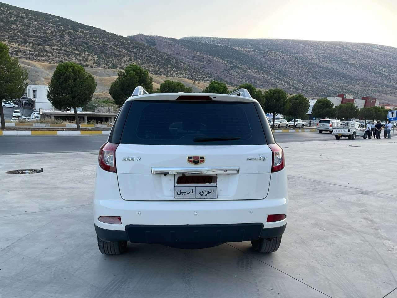 جێلی ئێم گراند GEELY EMGRAND X7
مۆدێل 2013
فوول مواسەفات  
115 هەزار ڕۆیشتوە
سبوغ و ساردەکووتی نیە
گێر مەکینە بەشەر نەکرایتە
تەنها تەزرەیەکی وورد و کەمی هەیە
سعری 79 وەرەقە و مەجالێکی کەم

*********** سوران, أربيل
