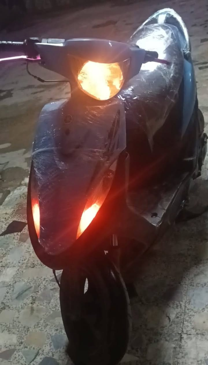 السلام عليكم دراجه ماكس عدله للبيع
دراجه كلش نضيفه الرقم ***********
اوراقها كامله
السعر 600 وبيها مجال
