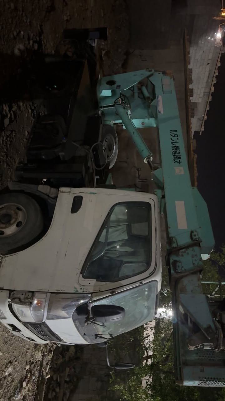 باسكت ١٥ متر لبيع  تحكم فوك جوه  
فوك كهربائي 
جوه هايدروليك وكهرباء 
رقم دياله حمل 
تحويل 
السعر ١٥٠ وبي بجال قليل
رقم الهاتف 
***********
