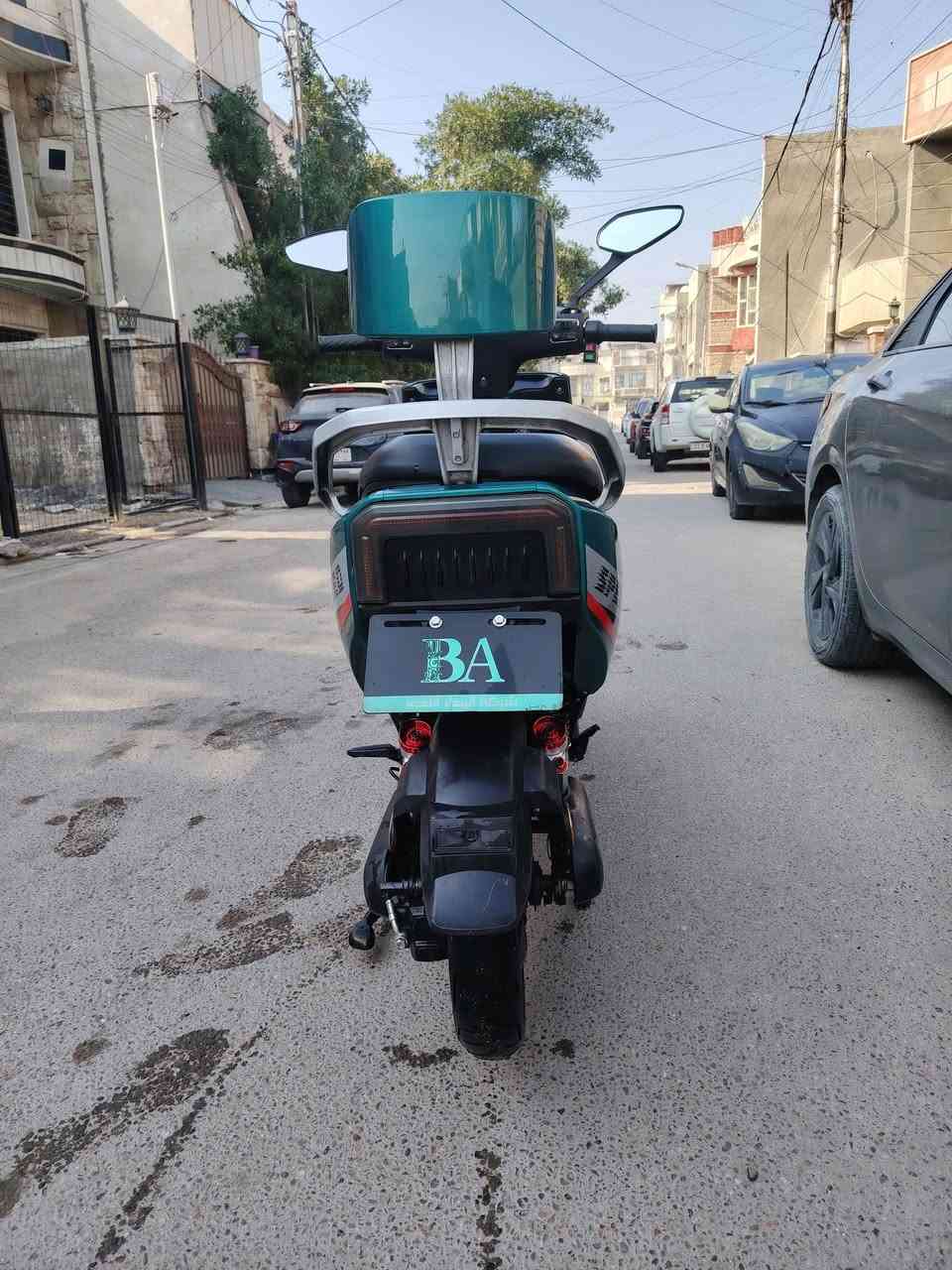 السلام عليكم 
دراجة البيداء الاخضر للبيع
دراجة غنية عن التعريف ٦ بطاريات كبار ملف ٢٠٠٠ واط حقيقي شحنه وحدة تمشيك ٣٠ كيلو سرعته ٩٥ بيه ٣ سرعه شاحنه مالته ام النسبة ومن تفول تفصل من كيفة 
سويج عدد ٢ بصمه تشغيل عن بعد وحده وكارت واحد
سعر ٥٥٠ الف وبي مجال تعال شوفه بعينك واقتنع وسهله ع السعر منختلف مو من تعليق ها شكد نهايته حته اجيك تعال شوفه بعينك وتدلل
تواصل خاص او ع هذه رقم واتس ***********
مكاني بغداد حي الجامعه
