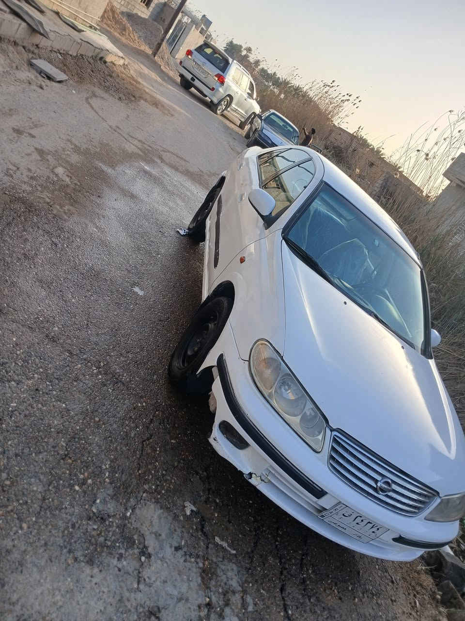 السلام عليكم سياره موديل ٢٠٠٢ سياره جاهزه تبريد ومكينه وكير خير من الله مصبوغه عام سنويه لل ٢٨ سياره كير عادي سعر ٥٨ وبيهه مجال شي بسيط رقم الهاتف }{***********
