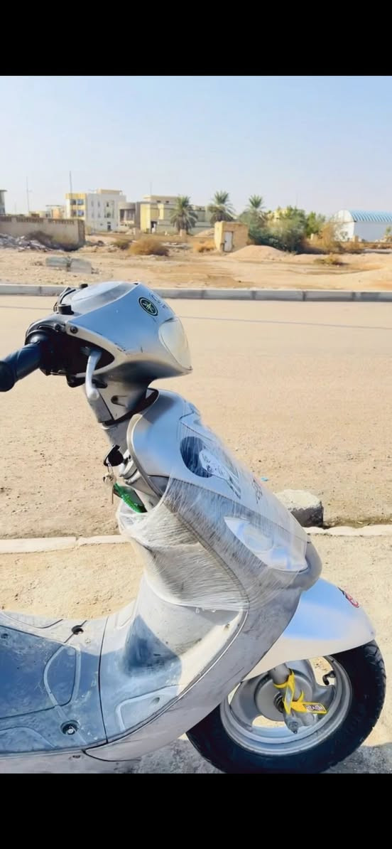 سلام عليكم دراجه ماكس قجمه حلوه ونضيفه ومرتبه  سعر ٨٥٠وبيها مجال قليل حك جيه مكان كرمة علي  رقم ***********
