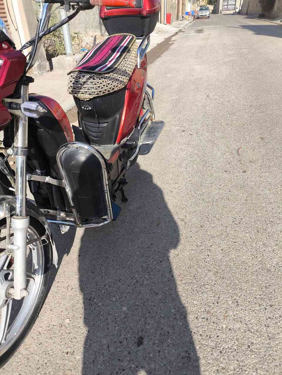 هارلي لبيع موديل 23 نوع الأخوين بطاريات عشره يقرن كهربائيات كلها شغاله اي نقص مابيه جهاز مانع سرفه تحكم عن بعد بصمه سويجين دراجه نضافه فول كل نقص مابيه سعر 400 بيه مجال 
***********
+9647827587898
