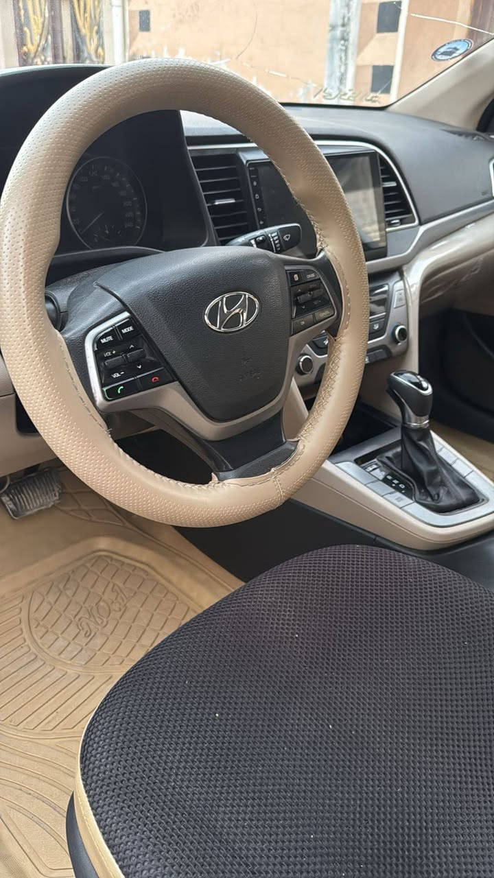 سلام عليكم
النترا 2019 سوبر خليجي للبيع. 155 وبيها مجال. مواصفاتها فول عدا البصمة رقم اربيل انكليزي بيه باردات ثنين وكم ملاحضه اي تفاصيل اتصل او راسلني
***********
مكاني نجف الاشرف
