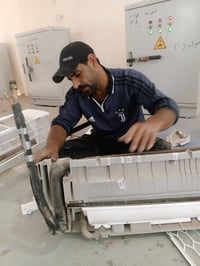 ورشة متنقله صيانه السبالت تنصيب+غسل وتنضيف+شحن الغاز الاصلي+معالجت الل...
