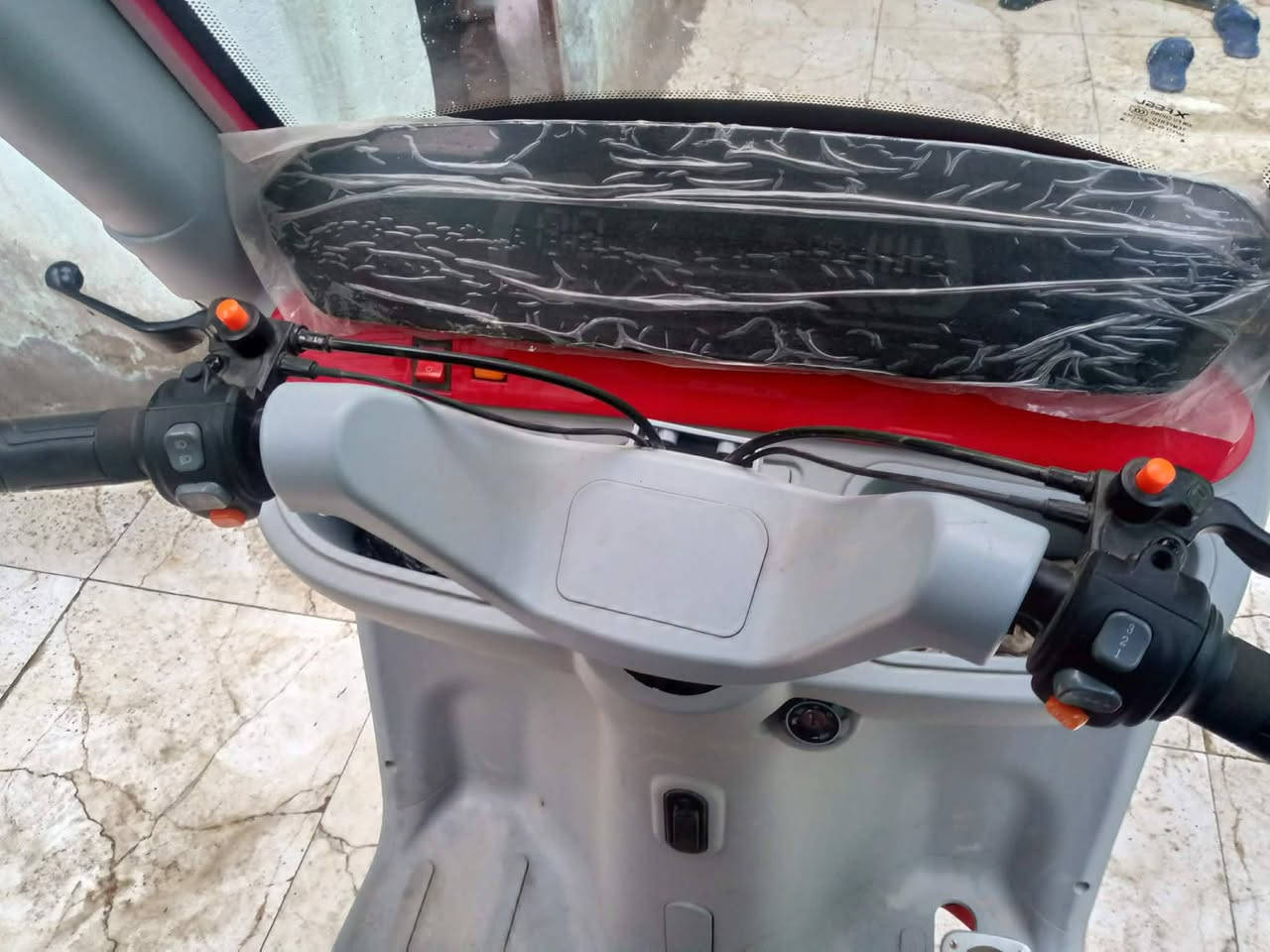 السلام عليكم 👋🏻تكتك شحن للبيع مديل 26بي5بطاريات
صاله اقل الشهر طالع من الوكيل 
كفاله عامه اشاير لايتات بك لايتات دشبول كلشي شغال
السعر 💸مليونين وبي مجال حك الجيه
رقم  *********** واتساب
مكان ناصريه مركز
