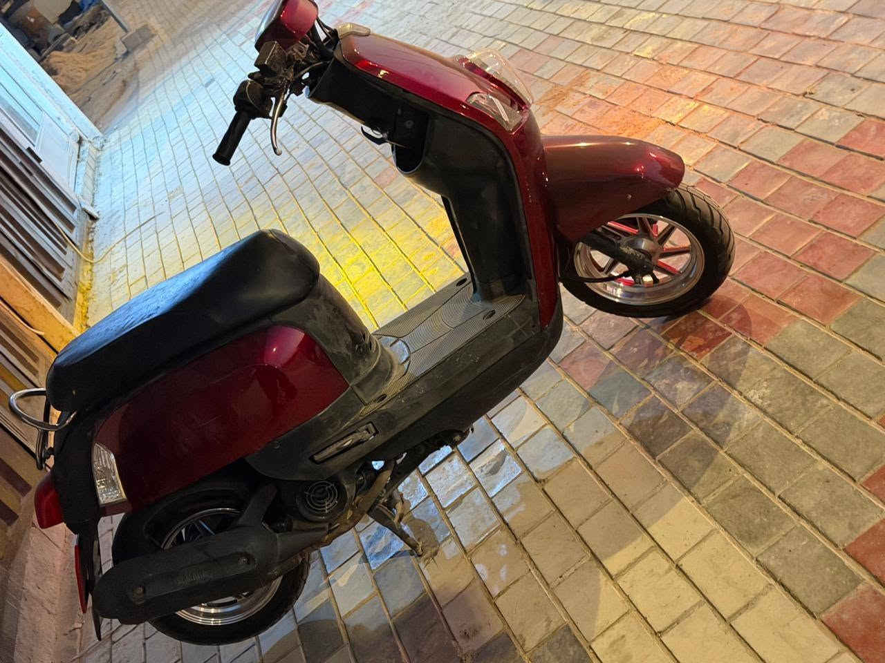 السلام عليكم دراجه ماكس بوليسي دراجه نظيفه امامكم مثل ما تشوفوها بالصوره مكان كربلاء قضاء الحر هذا رقم الهاتف شلعه ومكينه حلوه ***********
