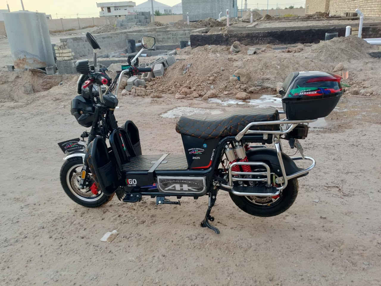 سلام عليكم دراجه شحن نوع الخوين  موديل 2025 تشغيل عن بعد بطاريات 36امبير شرط ع فحص بطاريات اخذتهن تخم جديد بطاريات قبل صار شهر  اخذتهن تخم كامل   ع فحص قفله 800  مكاني فلوجه فقط *********** بصمه عدد ثنين لبيع فقط سوك كلشي بي
