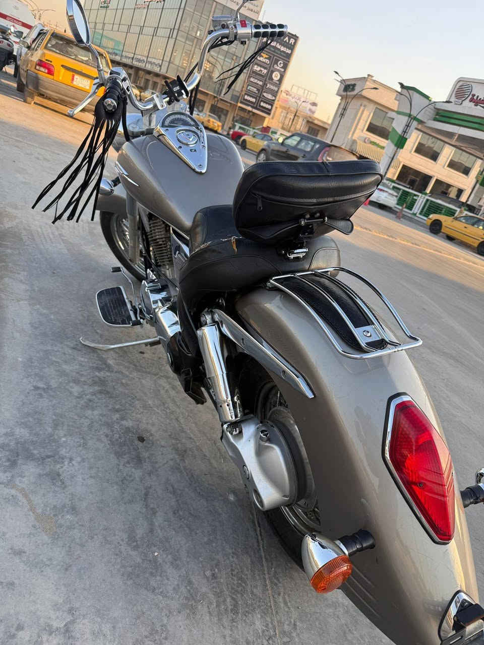 السلام عليكم شباب هوندا VTX1300
مكفوله كفاله عامه 
دخول جديد 
حادثهه جاملغ امامي
مابيهه كل نقص 
تاير امامي خلفي جديد 
مكينه مكفوله 
موديل2005
السعر ٤٢ 
وبيهه مجال قليل 
العنوان بغداد ام الكبر مقابيل قسم المشاريع بصف شارع الاطفاء 
***********
