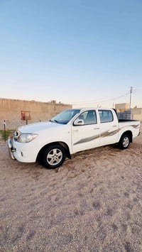 بيكم فلاونزه موديل 2011 كويتي شاصي 19مكفوله رقم انكليزي واسط مشروع وطن...