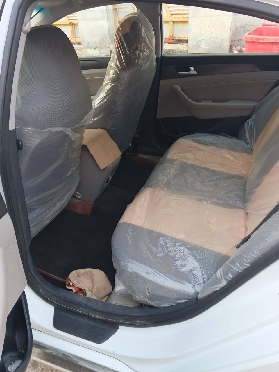 سلام عليكم شباب للبيع سوناته موديل 15 السعر 107او بيه مجال تفاصيل السياره اتصال علا الرقم *********** علمن السياره باسمي تحويل ثاني يوم عنوان البصره
