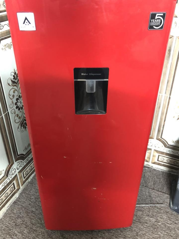 سلام عليكم ثلاجه وكاونتر لبيع ماعرف اسعارهن قيم وسهله نشالله *********** بي وتساب مكاني شعب
