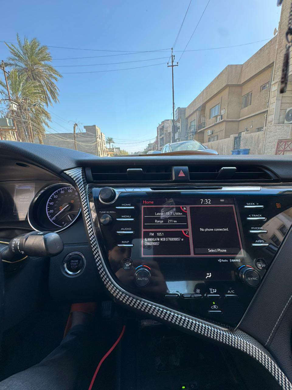 السلام عليكم 
كامري 2019 وارد امركي 
الحادث جاملغ خلفي جهة السايق والجنطه الجاملغ الخلفي الثاني بي بارد شويه مبين بلسونار مكفوله شواصي لغود ايرباكات حجر صالنصه
السياره فول مواصفات 
فتحه 
بصمه 
كشنات جلد 
رادارات 
تشغيل عن بعد 
تدفئه كشنات 
كشن كهرباء 
شحن وايرلس 
شاشه جبيره
صدر قبل كم يوم مسوي 
مسويلها اني سونار قبل كم يوم يم بدي كار 
نواقص السياره 
حساس صالنصه الثاني مبين بلجهاز فحصتها 
بيها الفتحه متشتغل 
***********
السعر 178
مكان السياره بغداد حي الجامعه لو بحي الجهاد بغداد, العراق
