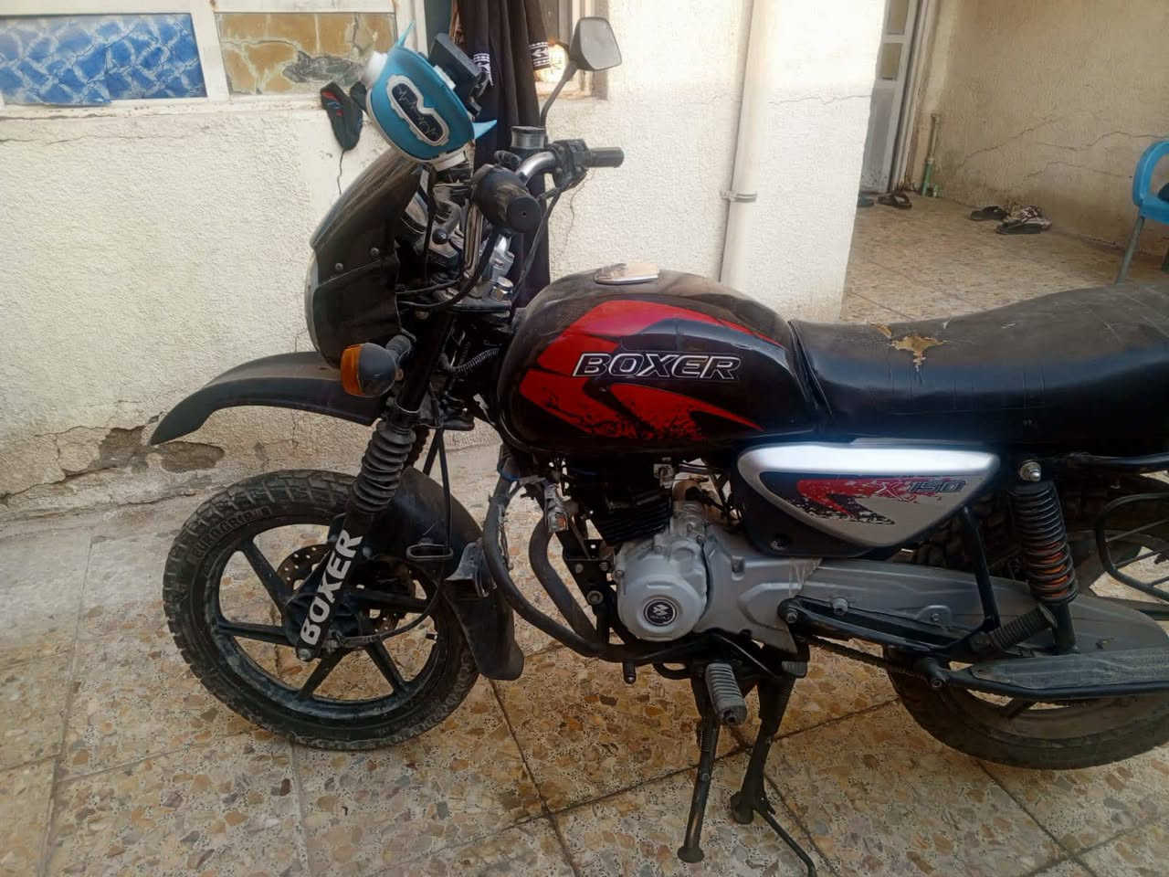 سلام عليكم وبوكسراوراق أصولي مديل 22 وكيله اصلي بغداد سور القلق تريد وكاله من نجف من وكيل مداور من علي عنجور بنجف عادي مكان دراجه نجف نجف دراجه حلوه وكاعده ماناقصه برغي متوازي على بيعته مفتوحه مره وحده بس سعر مليون و250 وبيه مجال الاستفسار تصال على رقم ***********
