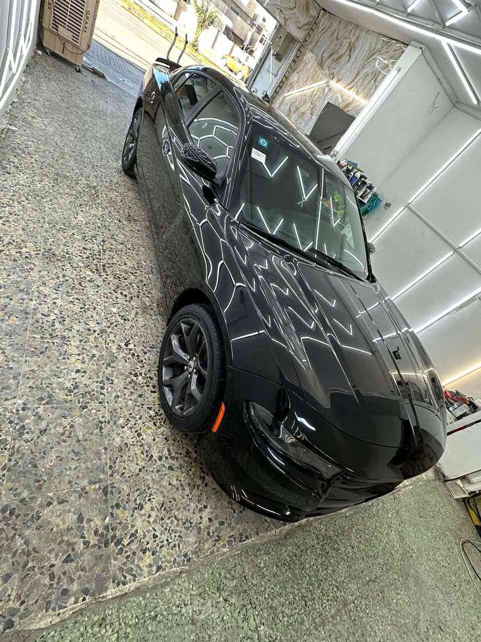سلام عليكم جارجر sxt موديل2023 وارد امريكي حادثها بنيد وجاملغ مبدل بلاديات ماشيه 45.000  رقم بغداد وبسمي سياره مكاني بغداد حي جامعه 

‭0787 836 6733‬
