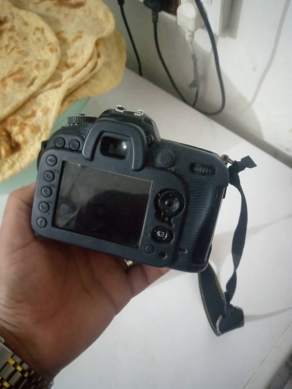 نيكون D7200 استخدام شخصي
الملحقات نك مايك BOYA بالباكيت والشاحنة فقط.

التواصل ع الخاص


**إذا كنت صاحب هذا الإعلان وتريد حذفه لأي سبب، رجاءا أرسل رسالة إلى الدعم الفني**