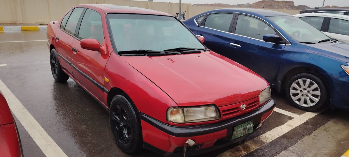 نيسان برميرا موديل ٩١ كير توماتيك جامات كهرب قفل مركزي كوبون بنزين بيها
السيارة تمشي بس المحرك والكير ابيع فحم لان بيها خربطة
السعر ٢٥ ورقة وبيها مجال السيارة موجودة في مجمع الشروق السكني بالقرب من سوق الجمعة 
للاستفسار
***********
***********
