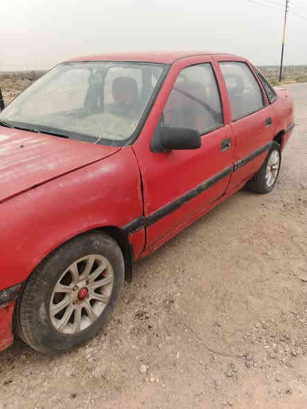 سلام عليكم سياره للبيع 
فكتره مويدل 91 مالكه بلديوانيه تحويل مباشر  مكينه بيه بخار كرهبائيات حداديه جاهز تحم تاير المكان ديوانيه قضاء الشاميه السعر 12 أو بيه مجال الاستفسار ***********
