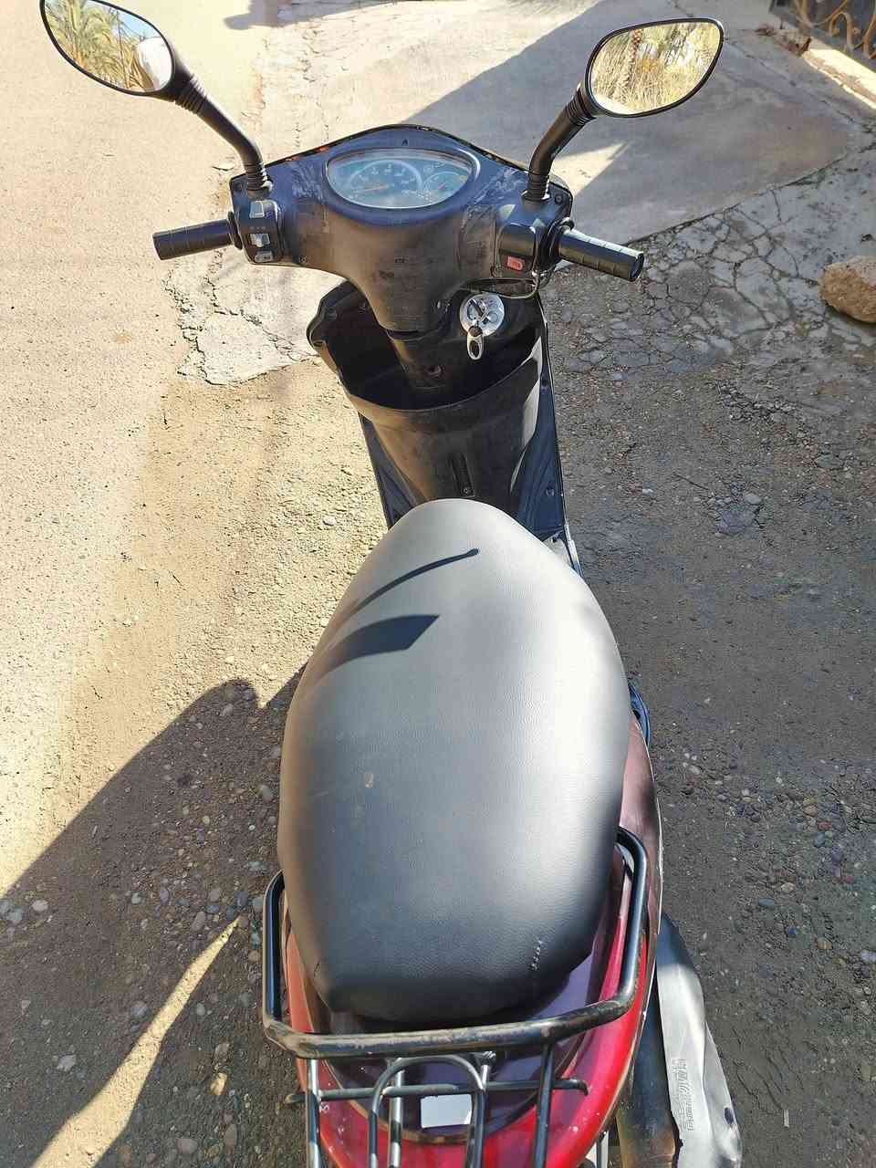 بريز ياباني نوزل كاملة مكملة نص نكرة تاخذ بيهة تراي للبصرة سرعتهة 140 السعر 550
مكاني بغداد طارمية ***********
