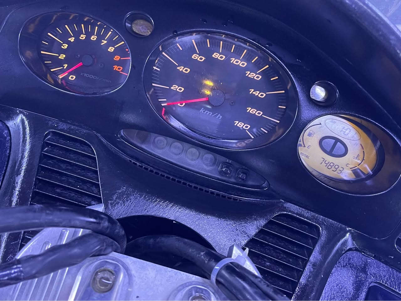 سلفر ونج 600 مكفوله كفاله عامه مكان بغداد هـ*********** بغداد, العراق
