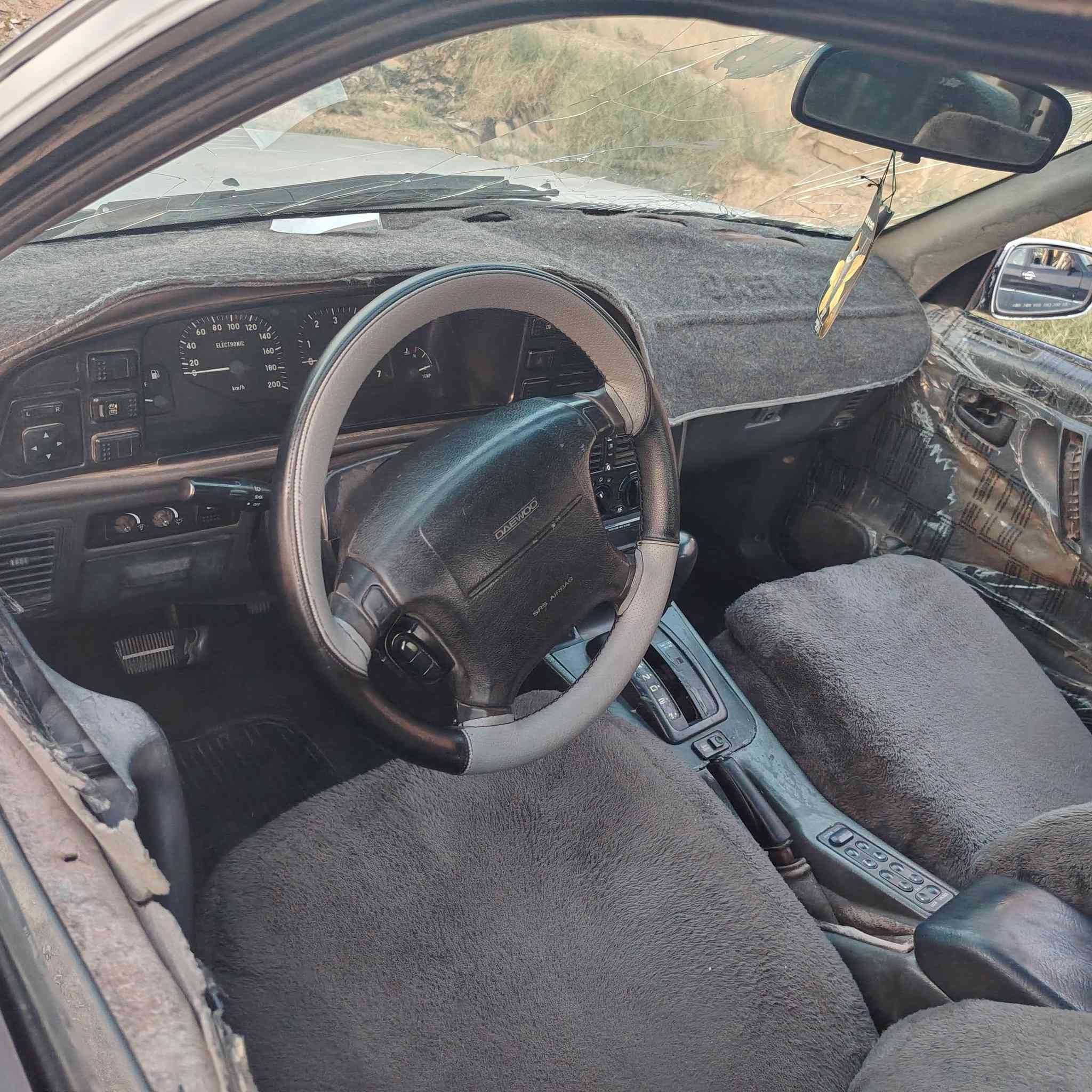 سلام عليكم  برنس مال مزاد حكومي كير وتو سياره نضيفه عضمته حلوه حداديه خير من الله كير محرك خير من الله سعر 15 وبيها مجال بصيط  ***********
