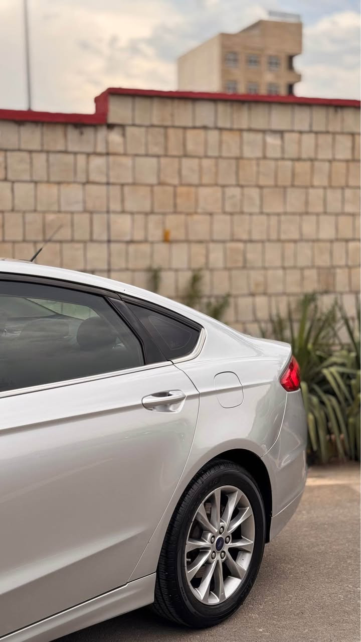Ford Fioshn 2017
فۆرد فیوشن 
مۆدێل:٢٠١٧
مەکینە:٢.٥ مەرخوب
مواسەفات:SE+
سەنەوی:تازەیە
مەکینە:بە شەرت
گێڕ:بە شەرت
تەقە و ڕەقە:تیای نییە
بۆیاخ:نییەتی
گۆڕاو:نییەتی
ئێرباگ:نەتەقیوە
سەیارەکە ماڵی دۆستە بێ مەسرەفە شتی لۆك
نرخی ئۆتۆمبێلەکە ١٢٣$ و مەجال
سەیارەکە لە سلێمانییە
بۆ زانیاری زیاتر:
***********
*********** السليمانية, العراق
