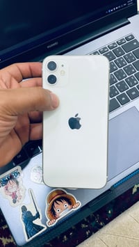ايفون 11 • ذاكرة ١٢٨ • بطارية ٨٢