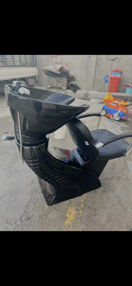 كرسي غسيل شعر للصالونات للبيع

جديد ممستخدم هواي نضيف كلش 

للتواصل ماسنجر *********** واتساب
