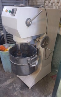 خلاط كيك صناعي • 60 لتر • نجف حي الجزيرة