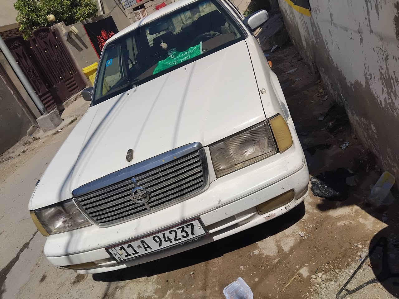 سياره نيسان سدرك مكفوله من الصببغ والضربه موديل ٢٠٠١سياره جاهزه تبريد شقال مكان السياره واسط قضاء الاحرار تايرات جدد محرك بلادي نظيف مكفول سعر ٦٥ وبيها مجال ***********@
