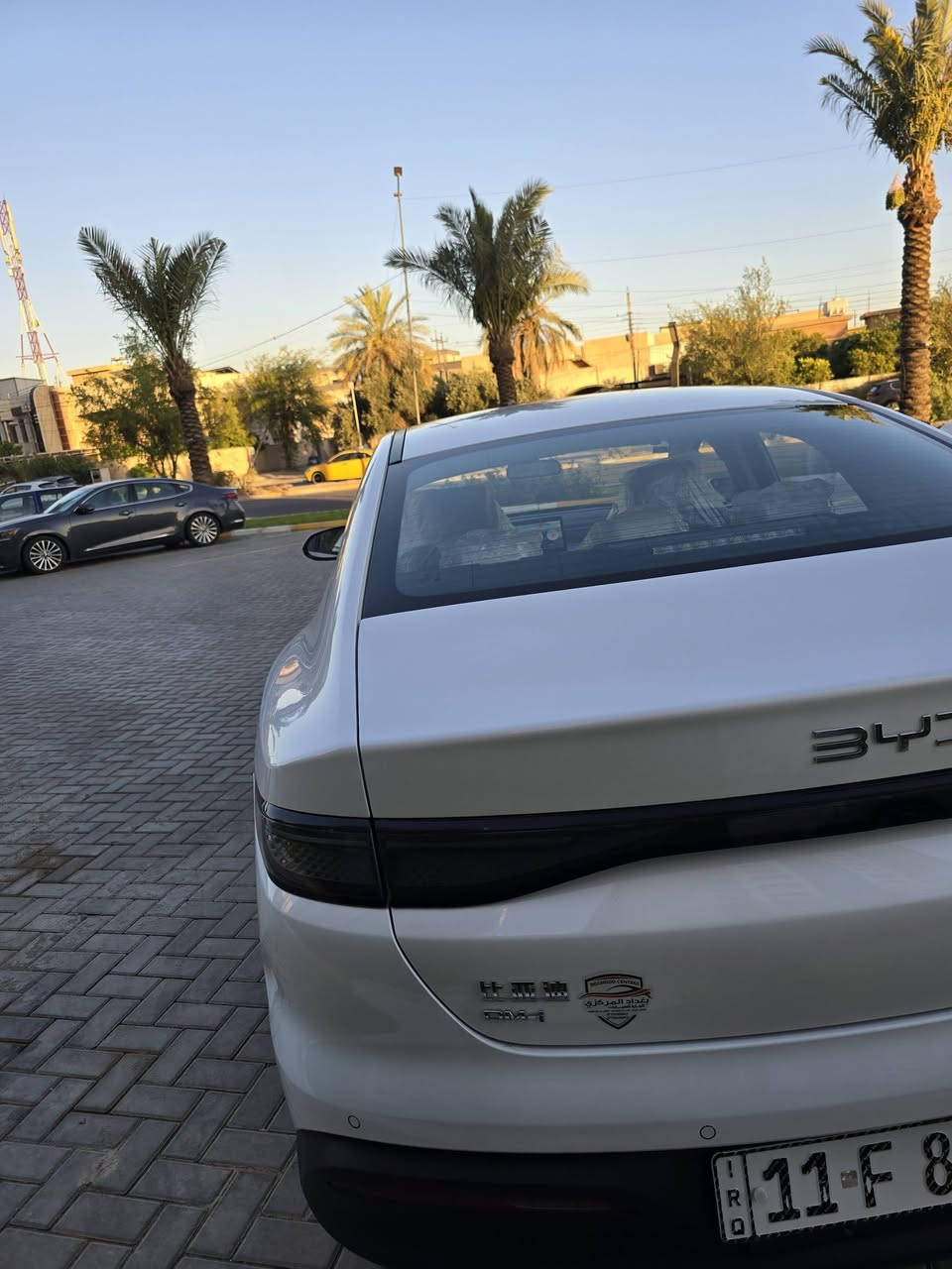 BYD 2025
ماشية 4000 فقط 
مكفولة ماعدا الملاحظات مذكورة في الفيديو 
بأسمي تحويل ثاني يوم 
السعر 19 مليون بيها مجال بسيط
مكاني بغداد حي الجهاد
للاستفسار/ *********** متوفر واتساب
