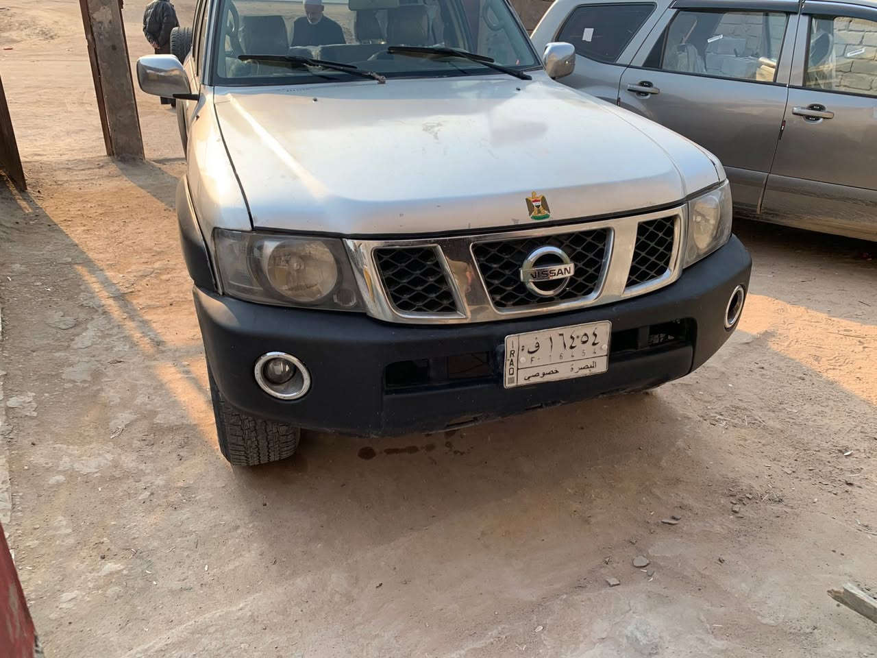 ‎السلام عليكم باترول مديل 2007سعره 140وبيه مجال بكانه واسط كير عادي فور ويل مراوس حسب القناعه بيه كم قطعه صبغ ابيعه احزام حته متعبك وتعبني رقم الهاتف ***********بي وتساب‎
