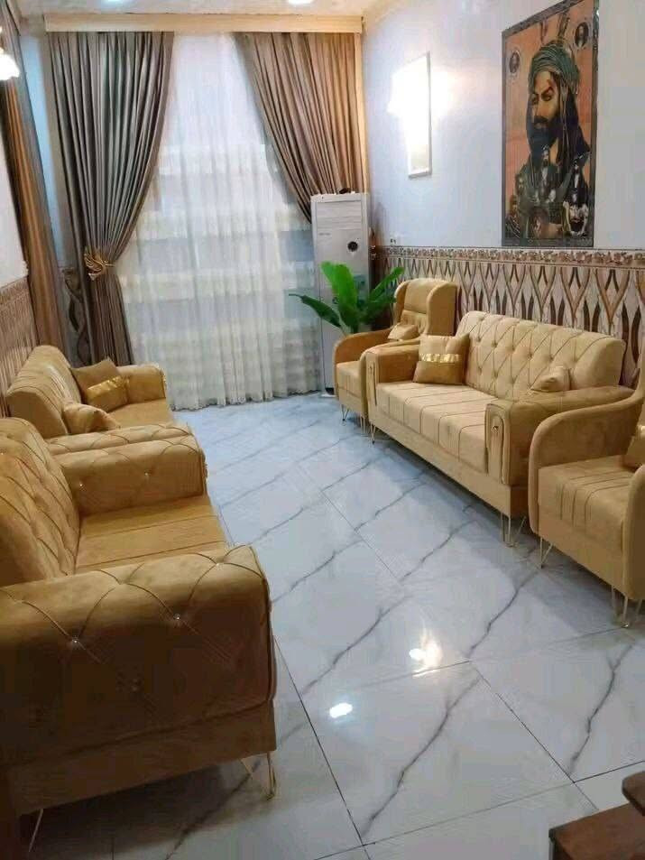 تخم 10مقعد 450 الف 
 
مواصفات الخشب
الظهر /چام روسي 
المقعد /بلوك اسود 
الصدر /خشب مضغوط
الاسفنج / مميز 8سم 
القماش / قديفه
الرجل / حديد
واذا اختار الزبون (كتان) او (وتر بروف)
يصعد (25)
توصيل بغداد مجاني 
اطراف 15
محافظات حسب البعد
#ديوان #قنفات_استقبال #تخم_قنفات #explore


**إذا كنت صاحب هذا الإعلان وتريد حذفه لأي سبب، رجاءا أرسل رسالة إلى الدعم الفني**