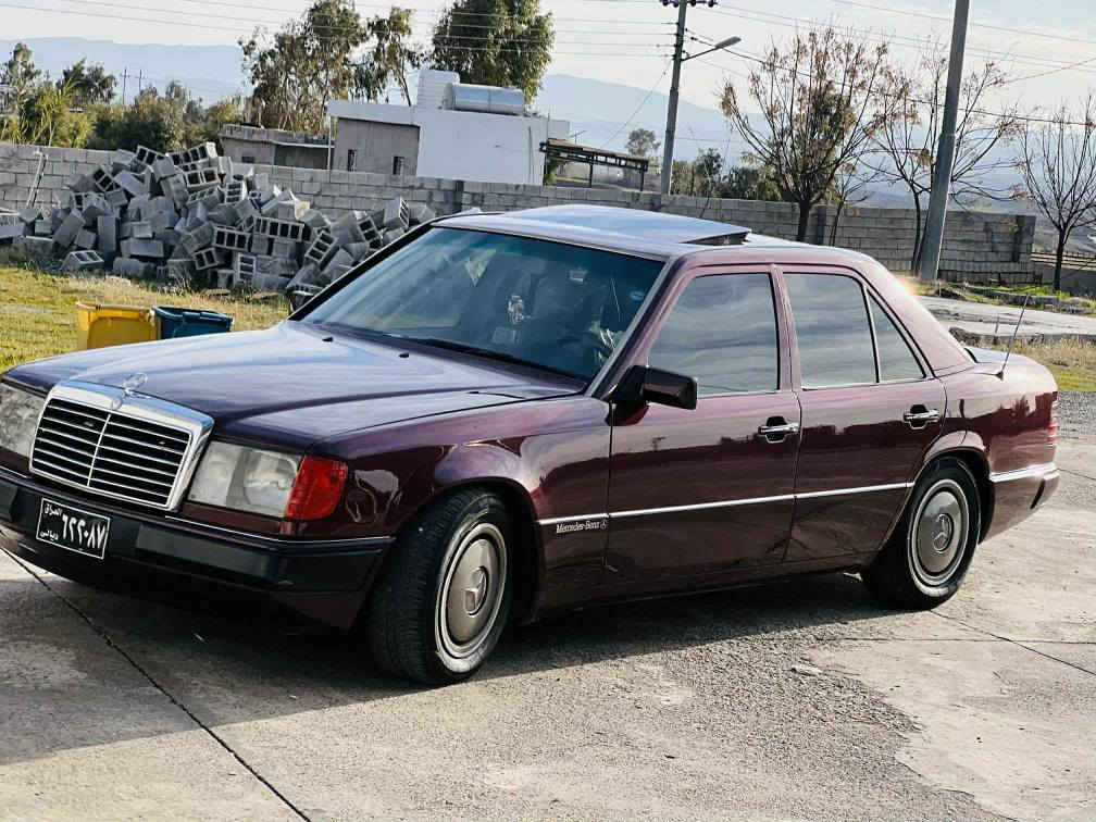 ماسڵیس مۆدیل 1993 گێڕو مەکینە بەشەرت لەسەر شەریکە ماوە دەعامی بۆ دەعامی بەشەرت ئاڕم پلاستیک گشت گیانی بەشەرتە مەکینە بیلاد کابرێتە کرایتە غاز شوێن کۆیە 55  گەڵا مامەڵە *********** سەیارەکە هیمن نیە تەلەفۆن بۆ ساحێبی بکەن السليمانية, العراق
