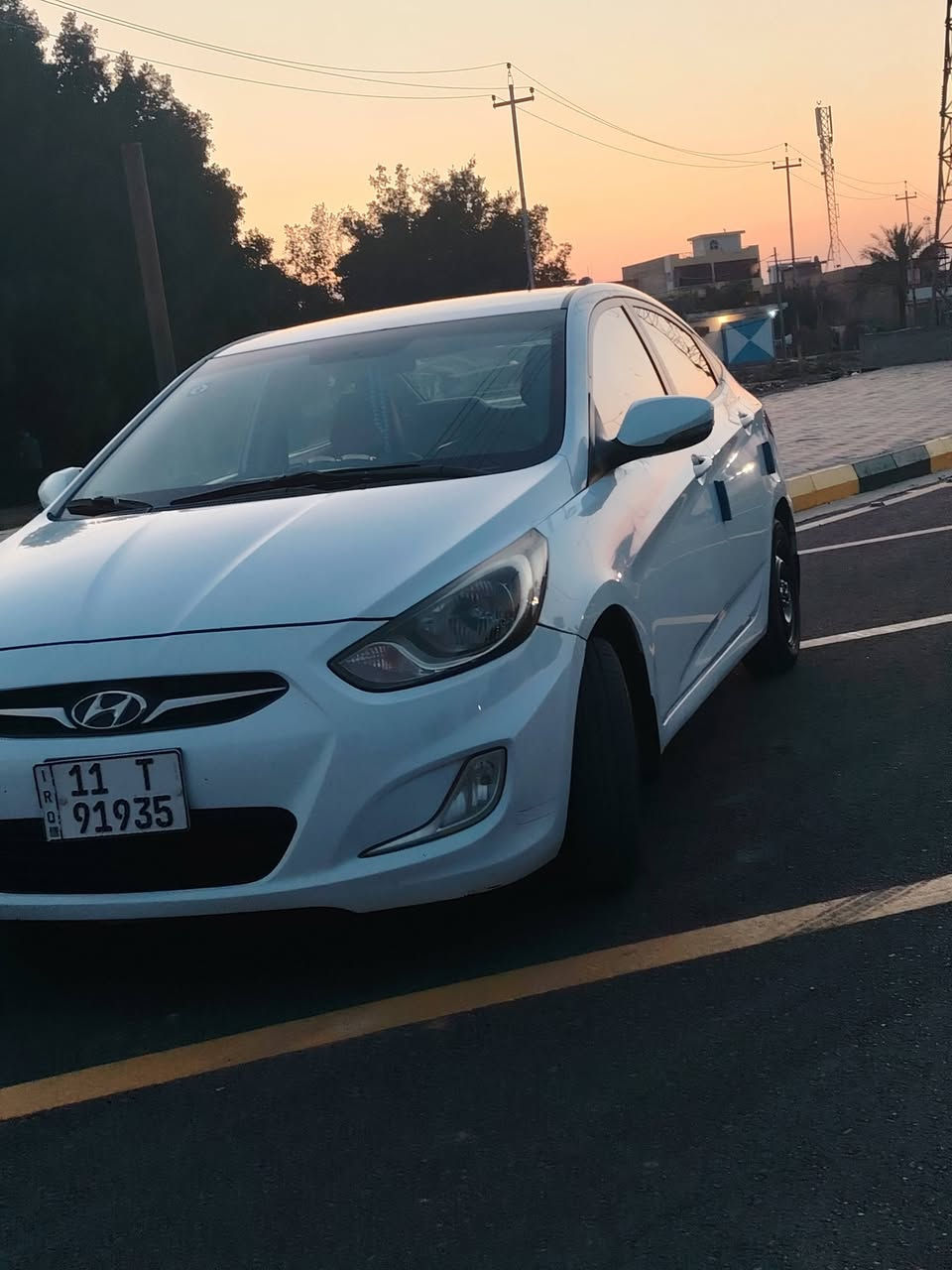 السلام عليكم ورحمة الله وبركاته
للبيع اكسنت مديل 2015

سياره خليجيه مكفوله كير ومكينه

خير من الله سياره جاهزه مابيهة اي نقص

تبريد صدر تايرات مكينه 1600 المرغوبه نصبتهة تخبل ضررهة بارد بل جاملغ الوره

فقط الباقي كفاله سياره مكانهة واسط عزيزيه سنويه هزه جديده لسنه ٢٠٢٨ باسمي تحويل ثاني يوم  للاستفسار

***********  سعر ٩٥ وبي مجال
