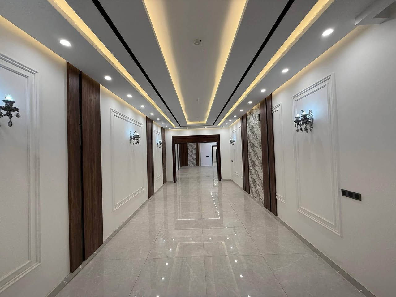 VIP 

‏‎‏‎دار  للبيع او المراوس النجف الاشرف
حي الامير
مساحه الدار  ٢٤٠ م 
شارع ١٢ موقع ممتاز 
طابقين بناء جديد vip
قرب مطعم بوراتي

للاستفسار مراجعة مكتب الدر او إلاتصال ع الارقام المذكورة 

***********ابو عباس الجليحاوي 
يتوفر واتساب 

***********حسين الاعسم 
يتوفر واتساب 

#نستقبل_عروظكم_العقارية_في_كافة_احياء_النجف_الاشرف_اهلاً_وسهلاً.  #followersreelsfypシ゚viralシfypシ゚viralシalシ #fypシ゚ #النجف النجف, العراق
