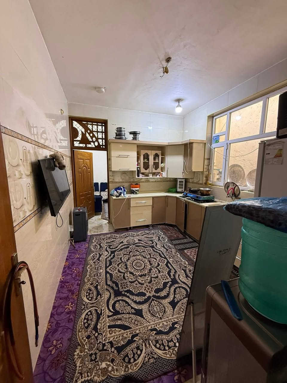 بيت للبيع مساحة ١٠٠ متر طابق واحد طابو ملك صرف الموقع شارع ٦٠ حي الشهداء الاولى خلف عمارة الزمرده للاستفسار الاتصال على الرقم ***********
