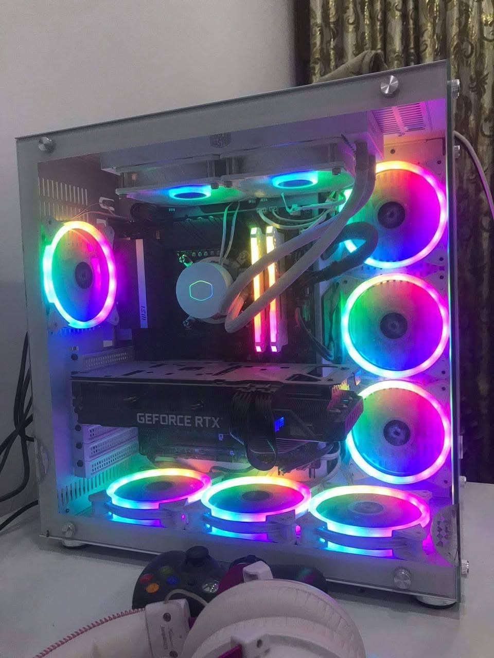 تجميعه للبيع كل كراتين القطع موجوده يوجد توصيل 
للتواصل ***********
المواصفات

Intel core 7 12700 

Msi a pro z690 -ddr4- wifi Cooler master ML240 RGB Cpu cooler

Asus Rtx 3070 Tuf Gaming Oc Ram corsair 16 2*8 3200mhz Rgb

M.2 NVME 1TB

SSD 1TB Samsung QVO 870 Sata PSU FSP 800W Hydro pro Case Xigamatek aquarium plus white ATX
