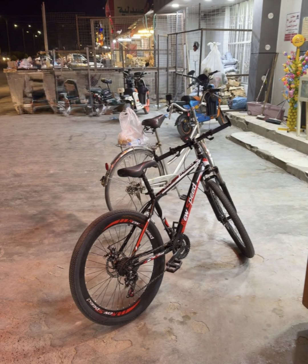 السلام عليكم ، للبيع بايسكل جبلي MTB
دبلات شغالة 
تبديلات شغالة 
التبديلات ماركة شيمانو
البايسكل نضيف مستخدم اقل الاسبوع

السعر 180،000 

مكاني صلاح الدين - تكريت - قضاء العلم

للتواصل عالواتساب فقط:
***********
