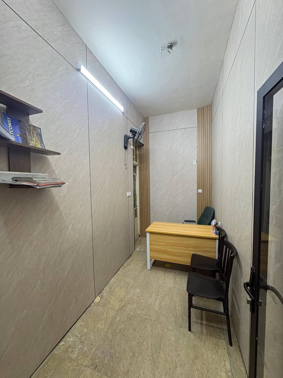 معهد تدريس لايجار الموقع شارع مطعم النور قرب مكتبة اسمر نفس البناية طابق ارضي
االاستفسار ***********
