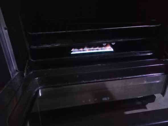 طباخ اشتار للبيع سعر 125 العنوان حي الكرامه 18 نتبه ***********
