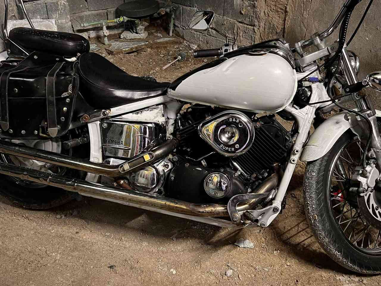 هارلي دراك ستار مكينة كفالة عامة كلش قوية ونضيفها سعرها مليون و 500 وبيها مجال للاستفسار *********** واتساب
