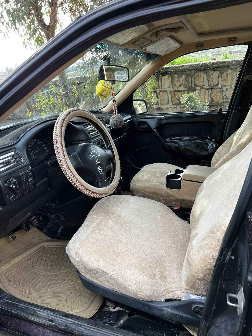 بلاشششش ومتوازي    سلام وعليكم للبيع أو مراوس حجم 18شرك الكير والمحرك ول وايرمنيه وشرط كلشي سياره جاهزا شغل وامشي ترايك140والله السياره بيها ضربه بل جنطه مكاني الموصل جانب لأيمن اتصل وبيك خير ودلل ***********    /////***********
