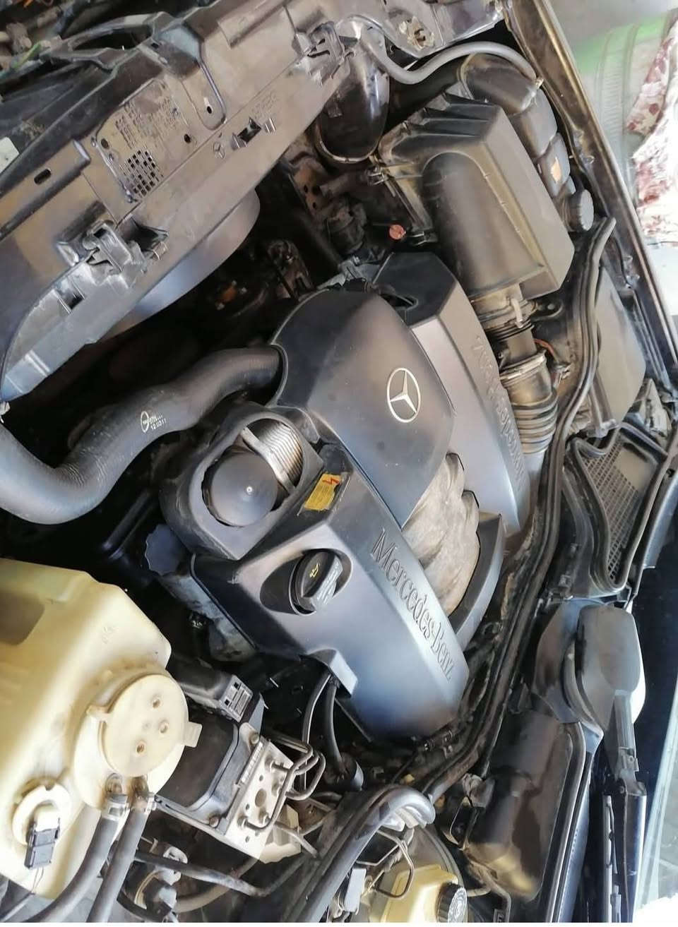 السلام عليكم مارسدس ام عيون للبيع فول مواصفات 6🇻​صبغ عام للجماليه موديل 2001 تخم تايرجديد حداديه جديده غرفه جديده زلغ مابيها قطعتين تدفئه تبريد شغال 4جامات شغال ويا لبصمه فتحه سقف شغاله مري شفط شغاله لايت زنون بلادي تحكم كشنات+تدفئه بالكشن السعر110 اوبيها مجال للطيبين


**إذا كنت صاحب هذا الإعلان وتريد حذفه لأي سبب، رجاءا أرسل رسالة إلى الدعم الفني**