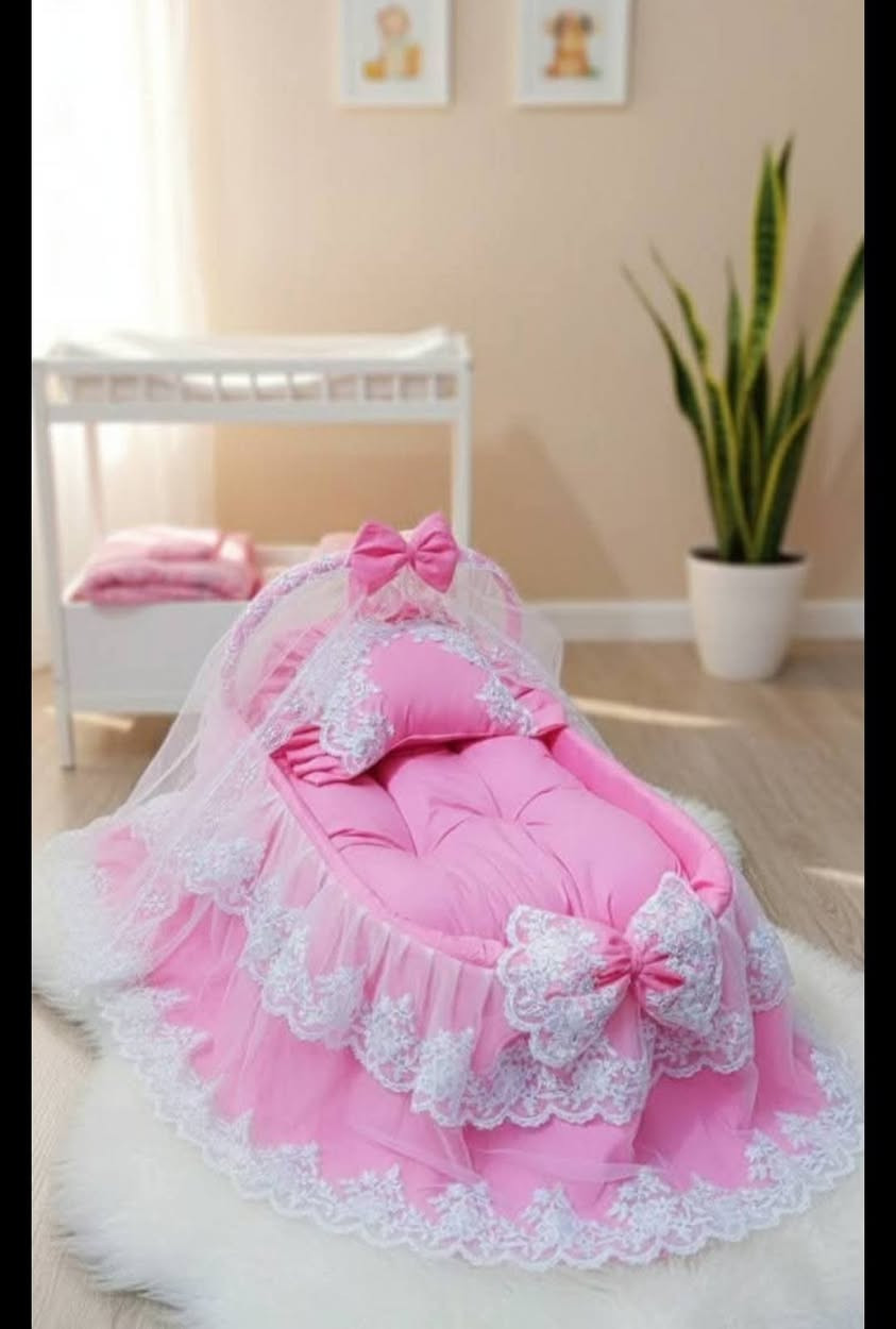 متوفر كريكوت هزاز بيبي وسلة مستلزمات البيبي وتعليقات باب استقبال البيبي حسب الطلب واللون 
يتوفر توصيل جميع محافظات العراق


**إذا كنت صاحب هذا الإعلان وتريد حذفه لأي سبب، رجاءا أرسل رسالة إلى الدعم الفني**